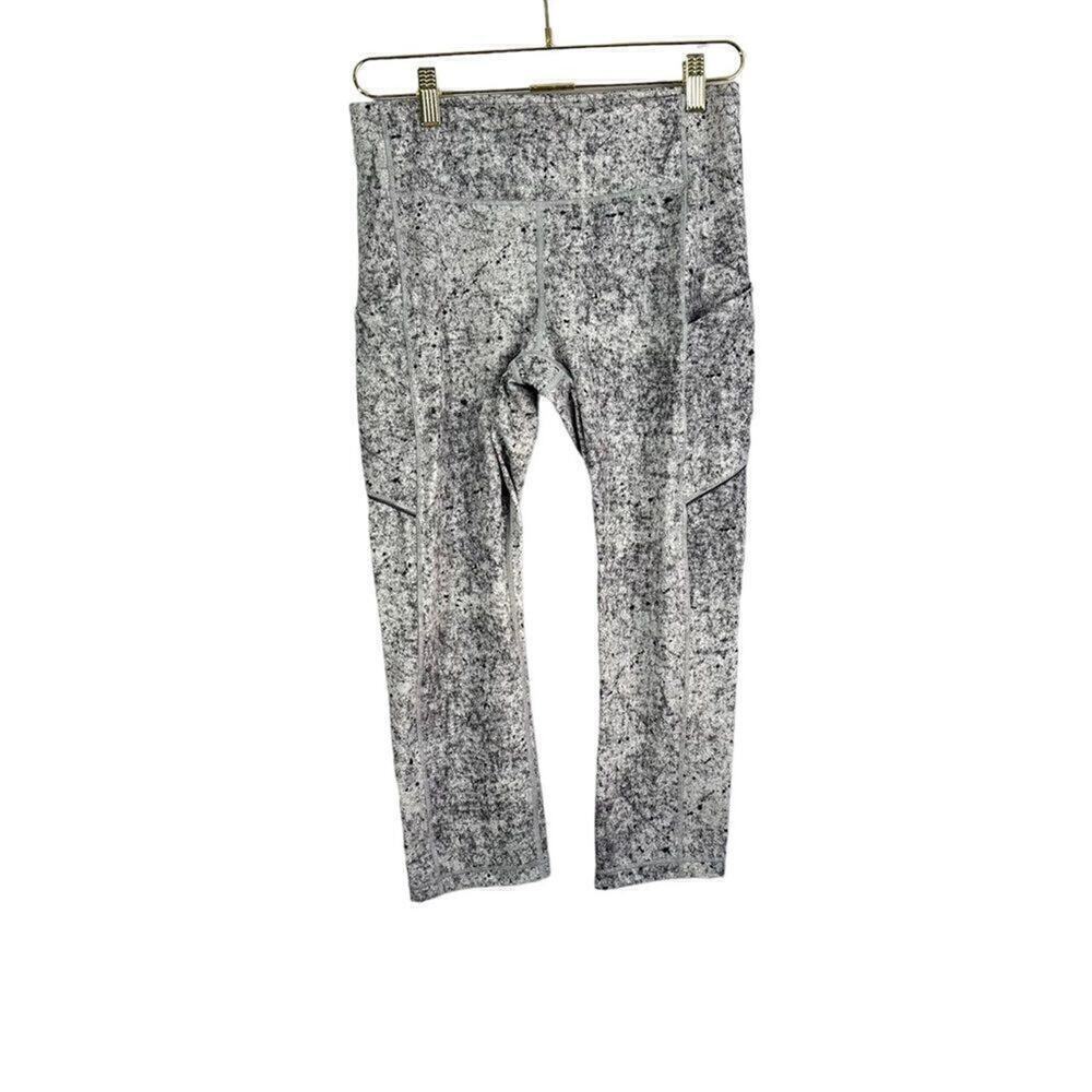 Luluelemon Speed Up Crop 21" Leggings‎ 8 Alpine White Stretch Breathable